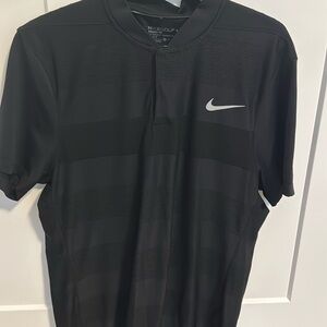 Nike golf shirt